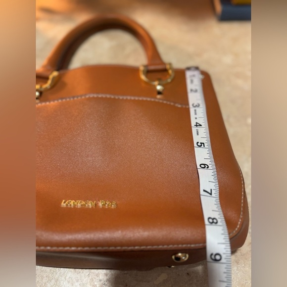 London Fog Brown 4 Compartment Handbag - Picture 14 of 16